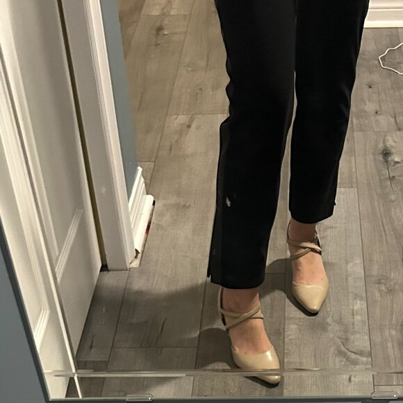 Faux leather Side Detail Crop Black Pants - Picture 3 of 9